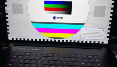 Razer Blade Gaming Laptop 18 i9-13950 32GB RTX4070 1TB