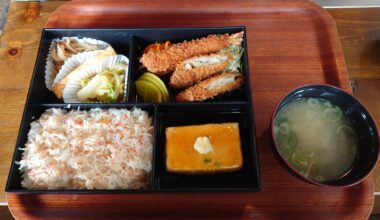 蟹飯弁当 Crab rice bento