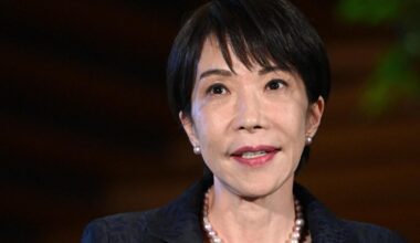 Public Support for Constitutional Revision During Prime Minister Takai's Term Surpasses Opposition: Mainichi Shimbun Public Opinion Poll