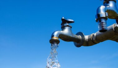 Japan's water supplies are at risk: 20% of municipalities' water utilities are operating at a loss, 60% not including tax subsidies, and a quarter of pipes have passed their service life and in need of costly replacement. If this continues some rural municipalities will no longer have water