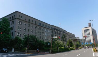Japan proposes drastic cut in medical school enrollment