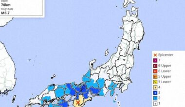 M5.7 earthquake jolts western Japan, no tsunami warning issued - The Mainichi