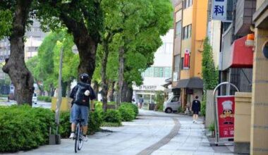 Japanese cyclists are finding it hard to follow new rules that require them to ride on roads instead of sidewalks. They call it "scary", and only 0.2% live in areas with dedicated bike lanes.