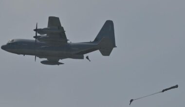 U.S. military pushes ahead with parachute training at Kadena Air Base, ignoring calls for cancellation from Okinawa Prefecture and local governments near the base
