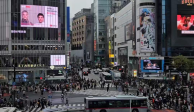 I stood here for a while… where is everyone going?