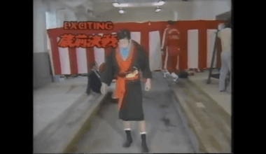 Riki Choshu vs Tatsumi Fujinami Entrances and Introduction (4.3.83)