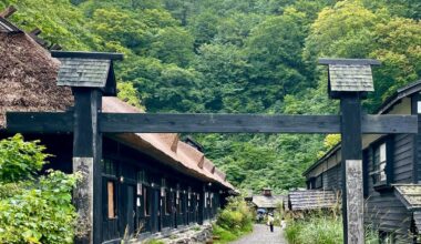 Tsurunoyu Onsen 乳頭温泉郷 鶴の湯温泉