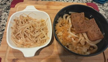 Tried tofu udon for the first time! Never had tofu. I like it!