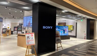 yesterday I went to Sony Store in Osaka,Japan