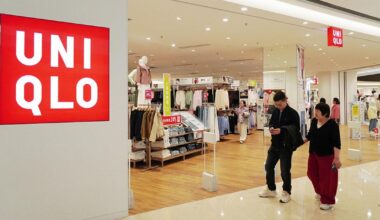 Unlike many struggling Japanese companies, Uniqlo continues to have strong sales despite competition from online Chinese retailers like Temu. The minimum buy-in for buying shares in the company is 7 million yen.